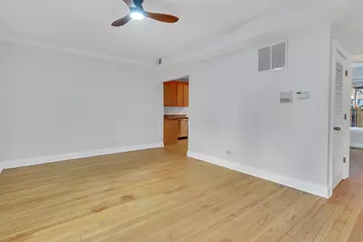 3404 N Bell Avenue #1, Chicago, IL 60618 - Photo 4