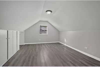15711 Whipple Avenue, Markham, IL 60428 - Photo 12