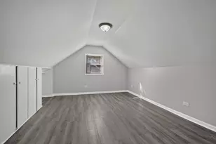 15711 Whipple Ave, Markham, IL 60428 - Photo 12