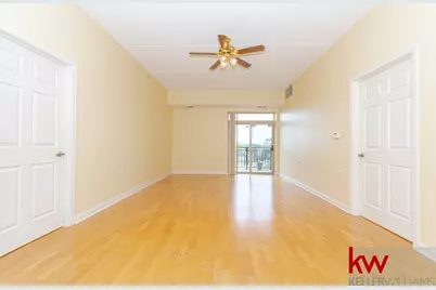 9355 Irving Park Road #421, Schiller Park, IL 60176 - Photo 8