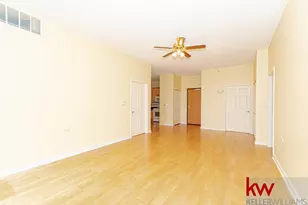 9355 Irving Park Rd, Schiller Park, IL 60176 - Photo 10