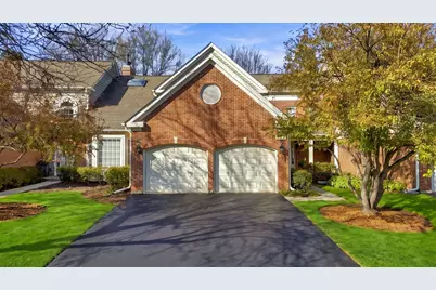 112 Rutgers Court, Glenview, IL 60026 - Photo 2