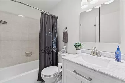 219 Lynbrook Drive, Bloomingdale, IL 60108 - Photo 24