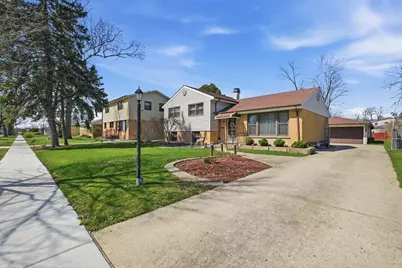1506 W Palm Drive, Mount Prospect, IL 60056 - Photo 4