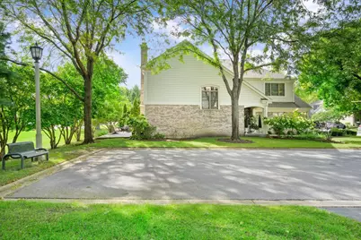 11103 Vista Drive, Willow Springs, IL 60525 - Photo 2