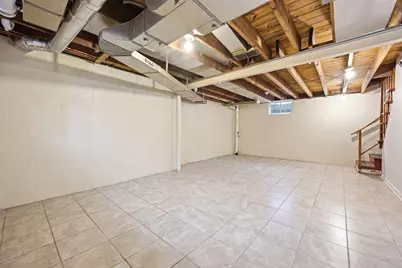 124 S Commonwealth Avenue, Elgin, IL 60123 - Photo 12