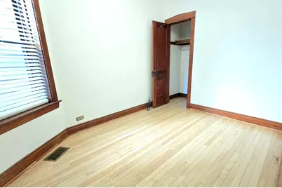 3915 N Saint Louis Avenue #1, Chicago, IL 60618 - Photo 10