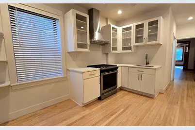 3915 N Saint Louis Avenue #1, Chicago, IL 60618 - Photo 2