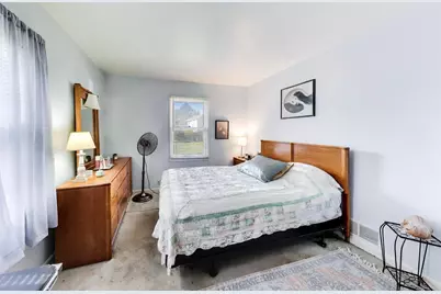 205 N Green Street, Carpentersville, IL 60110 - Photo 10