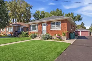 9 Ridge Rd, Lemont, IL 60439 - Photo 2