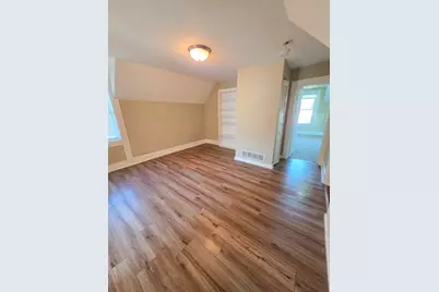928 State Street #2, Dekalb, IL 60115 - Photo 4