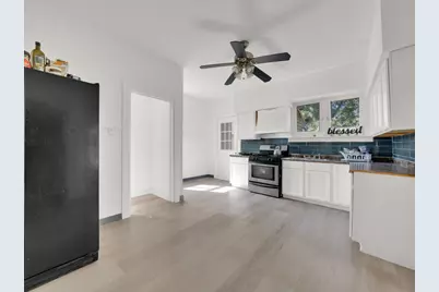11548 S State Street, Chicago, IL 60628 - Photo 4