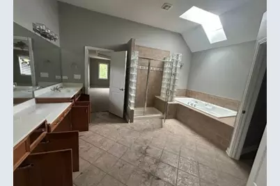 21052 Kenmare Drive, Shorewood, IL 60404 - Photo 12