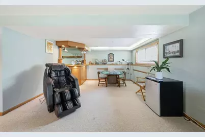 1032 Valley Stream Drive, Wheeling, IL 60090 - Photo 20