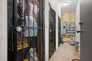 2828 N Dawson Ave, Chicago, IL 60618 - Photo 40