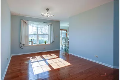 2515 N Stratford Lane, Round Lake Beach, IL 60073 - Photo 6