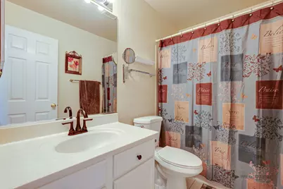 2515 N Stratford Lane, Round Lake Beach, IL 60073 - Photo 26
