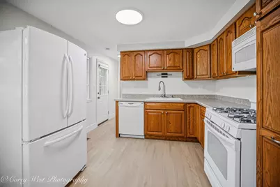 608 Andrew Court, Schaumburg, IL 60193 - Photo 18