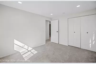 608 Andrew Court, Schaumburg, IL 60193 - Photo 32