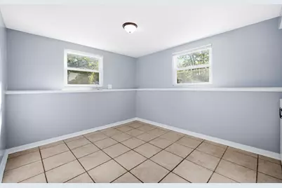 122 Caddy Avenue, Carpentersville, IL 60110 - Photo 14