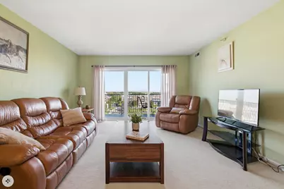 7061 W Touhy Avenue #710, Niles, IL 60714 - Photo 2