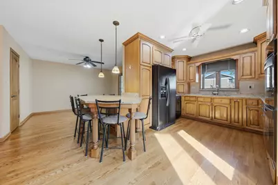 10937 S Tripp Avenue, Oak Lawn, IL 60453 - Photo 10