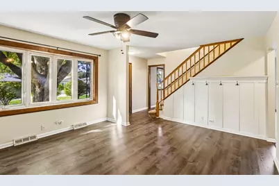 3923 N Adams Street, Westmont, IL 60559 - Photo 4
