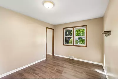 3923 N Adams Street, Westmont, IL 60559 - Photo 10