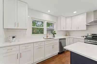 15W105 Harrison Street, Elmhurst, IL 60126 - Photo 14