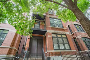 1735 W Erie St, Chicago, IL 60622 - Photo 1