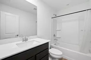 1006 Neubauer Circle, Lindenhurst, IL 60046 - Photo 24
