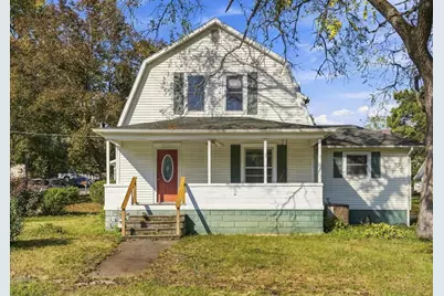 249 W Graham, Dixon, IL 61021 - Photo 2