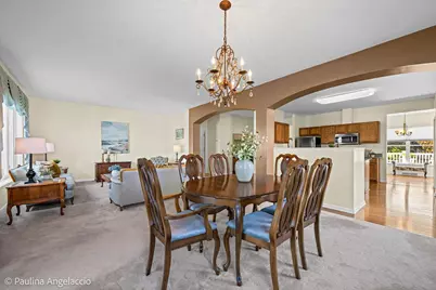 19 Rocking Horse Lane, Grayslake, IL 60030 - Photo 10