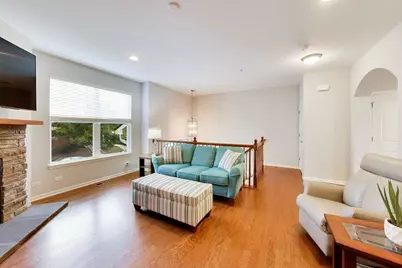 1195 Evergreen Avenue, Des Plaines, IL 60016 - Photo 4