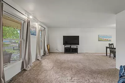 37 Yardley Lane, Schaumburg, IL 60194 - Photo 4