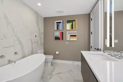 2643 N Hermitage Avenue #206, Chicago, IL 60614 - Photo 10