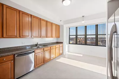 9360 Skokie Boulevard #418, Skokie, IL 60077 - Photo 8