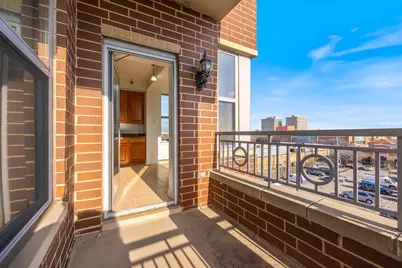 9360 Skokie Boulevard #418, Skokie, IL 60077 - Photo 12