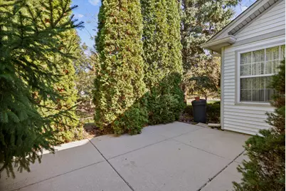13054 Pennsylvania Avenue, Huntley, IL 60142 - Photo 6
