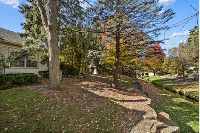 13054 Pennsylvania Avenue, Huntley, IL 60142 - Photo 8