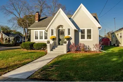 2204 Grant Avenue, Rockford, IL 61103 - Photo 2