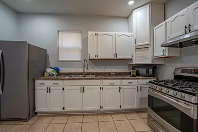 4247 W Crystal Avenue, Chicago, IL 60651 - Photo 8