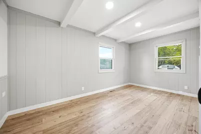 1014 Chippewa Street, Carpentersville, IL 60110 - Photo 16