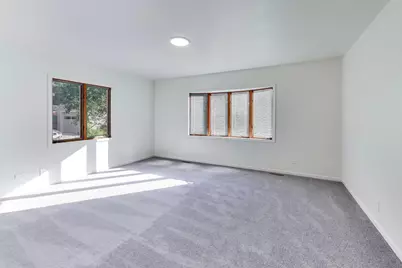 225 S Aldine Avenue, Elgin, IL 60123 - Photo 10
