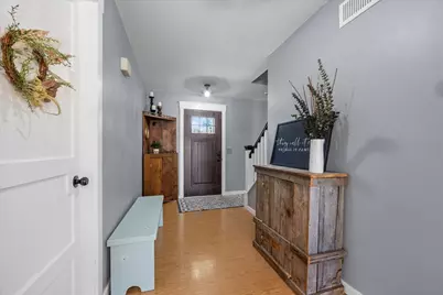 9N424 Tamara Drive, Elgin, IL 60124 - Photo 4