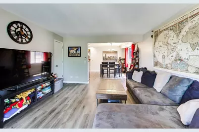 4545 N Milwaukee Avenue #6D, Chicago, IL 60630 - Photo 4