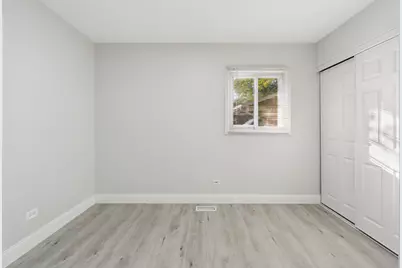 530 Maywood Lane, Hoffman Estates, IL 60169 - Photo 14