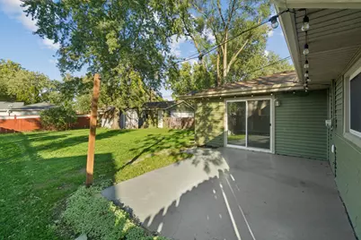 530 Maywood Lane, Hoffman Estates, IL 60169 - Photo 18