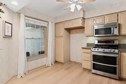 525 Bradbury Lane, Geneva, IL 60134 - Photo 8