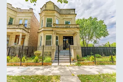1632 S Drake Avenue, Chicago, IL 60623 - Photo 1
